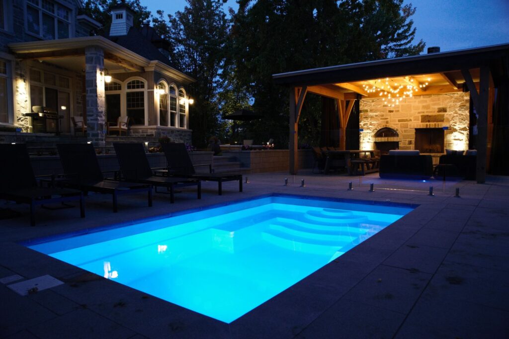 Installattion de piscine - Piscine illuminée